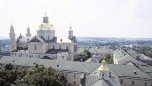 Власти Украины обвинили Почаевскую лавру в связях с РПЦ