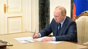 Путин подписал закон о признании благоустройства благотворительностью