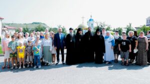 Губернатор Самарской области встретился с женами и детьми бойцов СВО