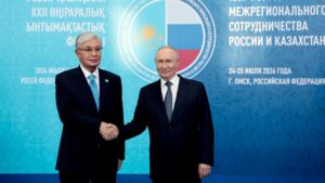 Токаев назвал Россию и Казахстан крупными торговыми партнерами