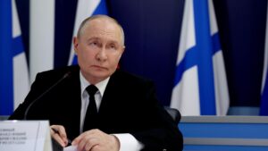 Россия никогда не стремилась к конфронтации в Арктике, заявил Путин